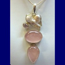 pendant..rose quartz,pearl shell